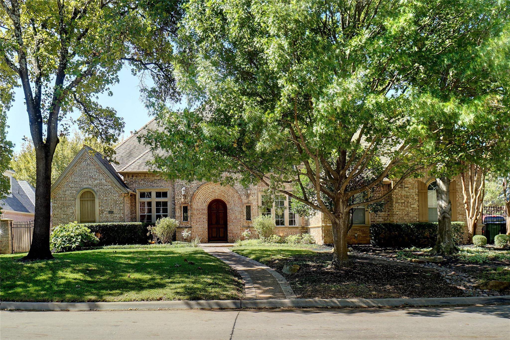 Southlake, TX 76092,1005 Ashlawn Drive