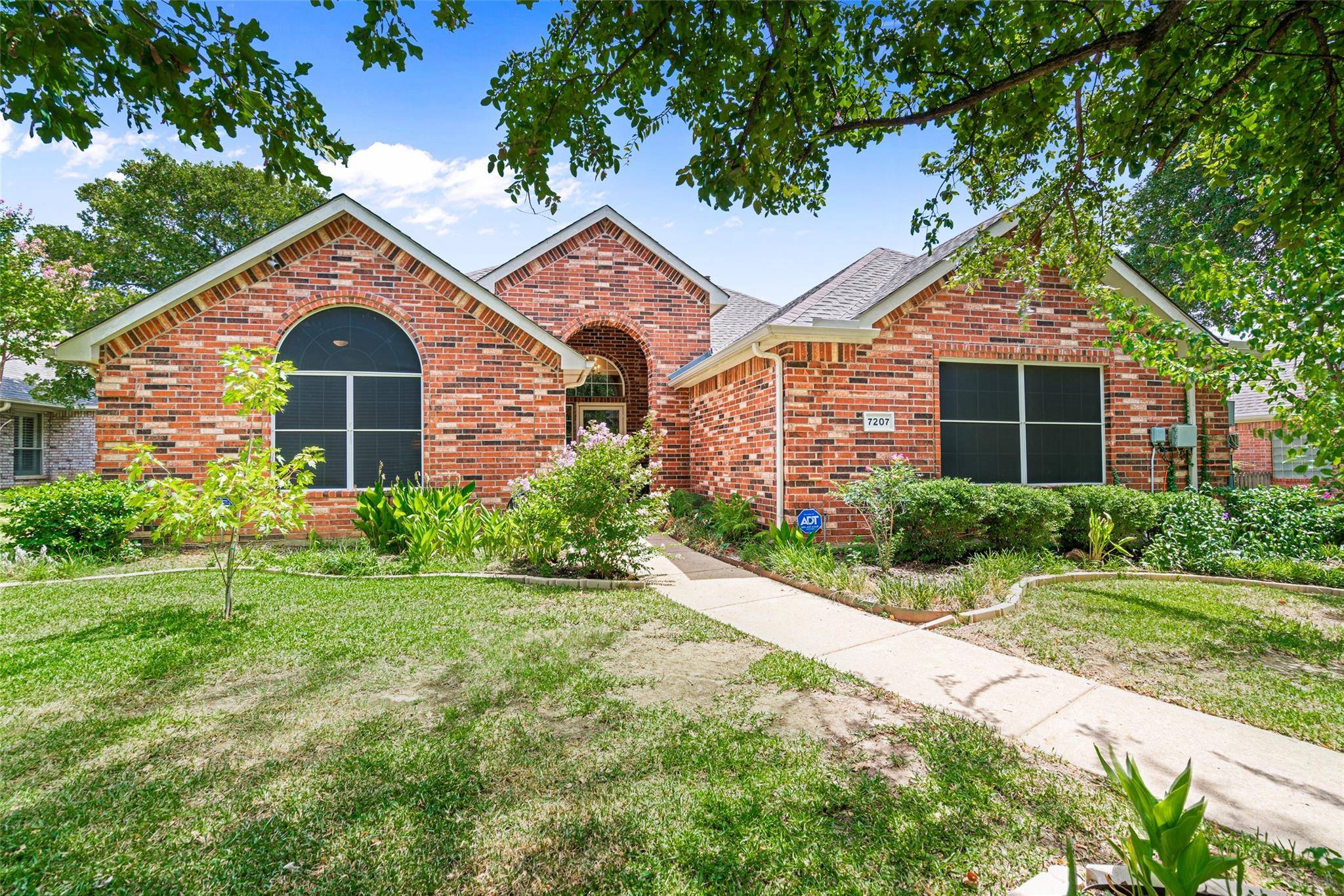 Denton, TX 76210,7207 Montecito Drive