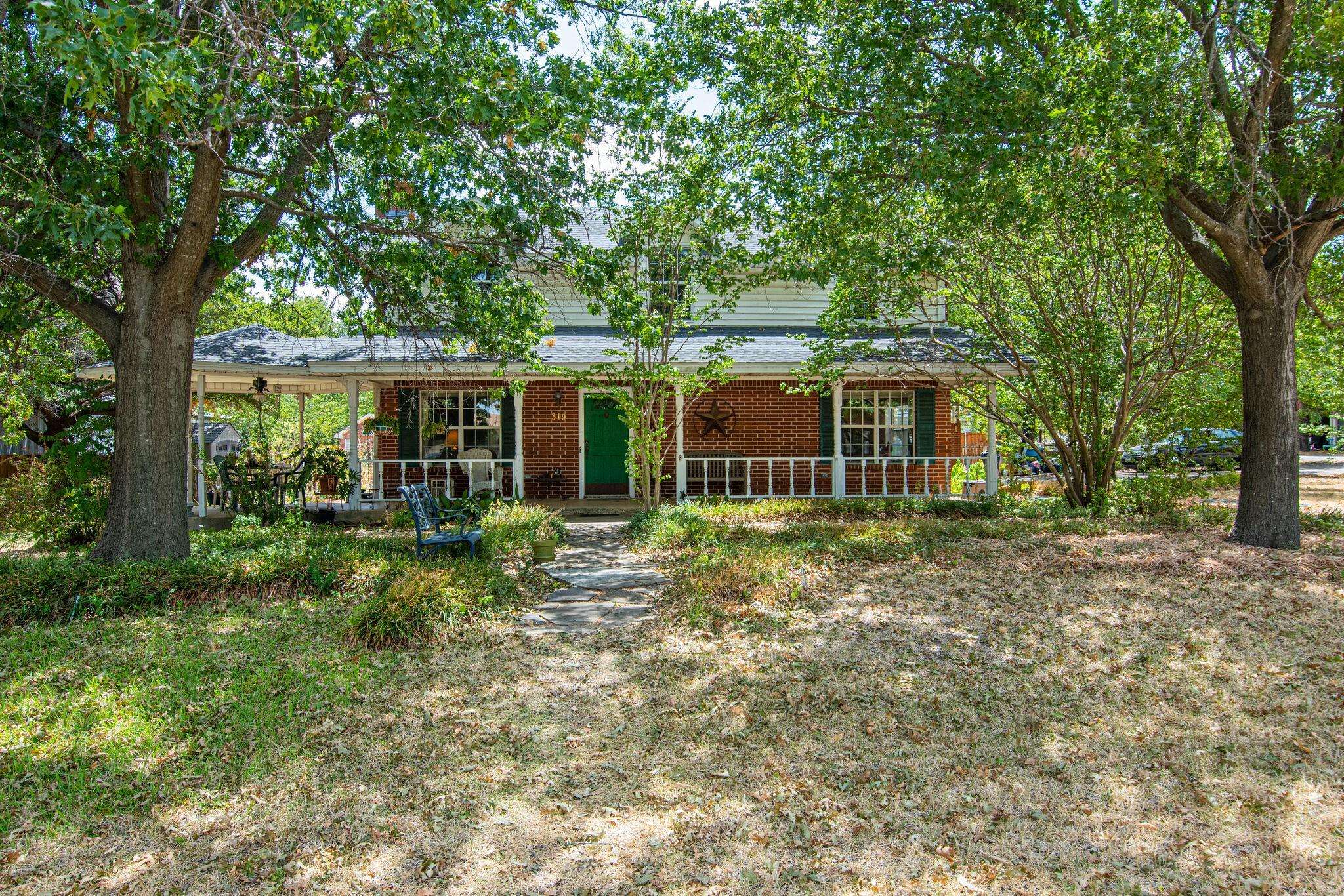 Justin, TX 76247,319 W 7th Street