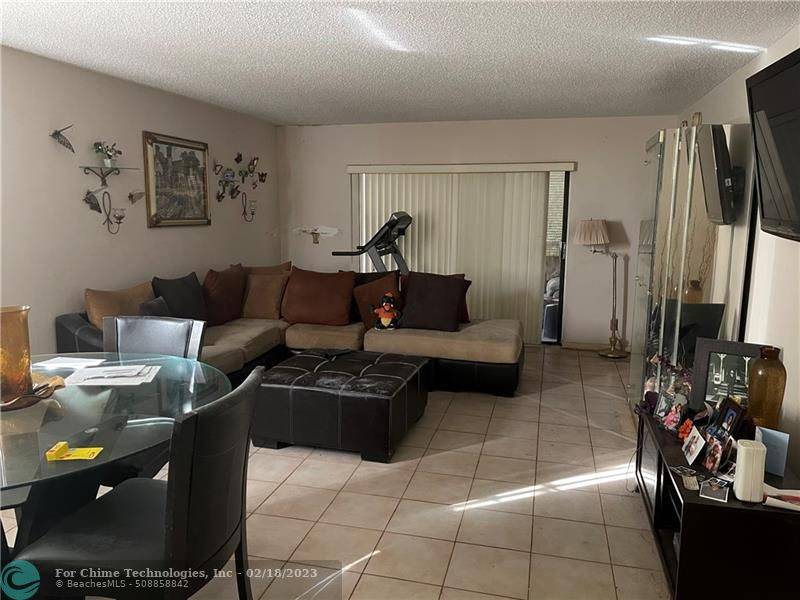 Lauderhill, FL 33313,6575 W Oakland Park Blvd  #301