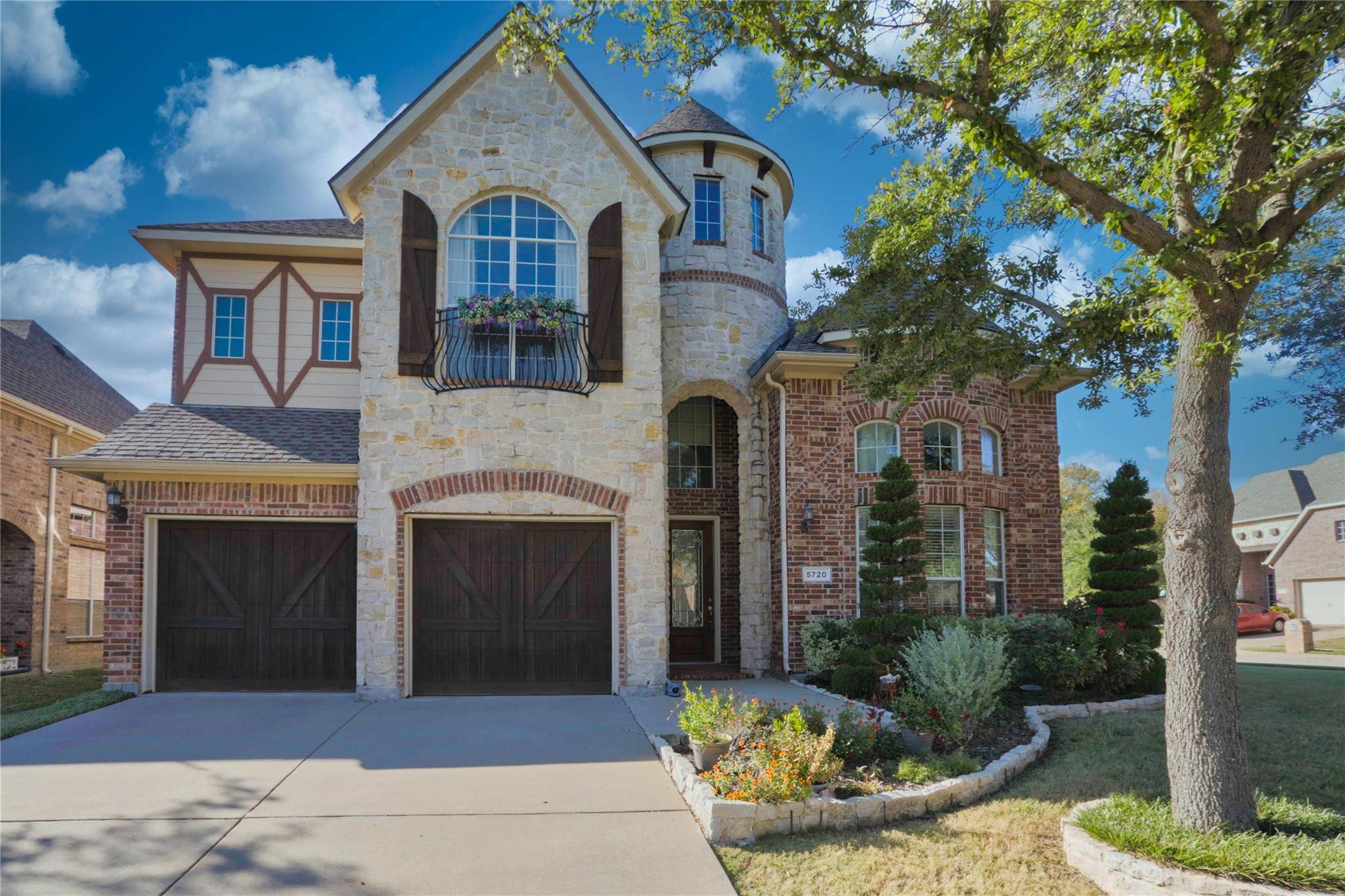 Richardson, TX 75082,5720 New Castle Drive