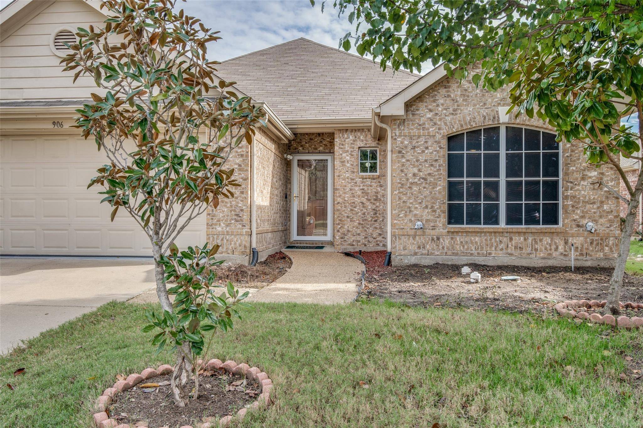 Wylie, TX 75098,906 Appalachian Drive