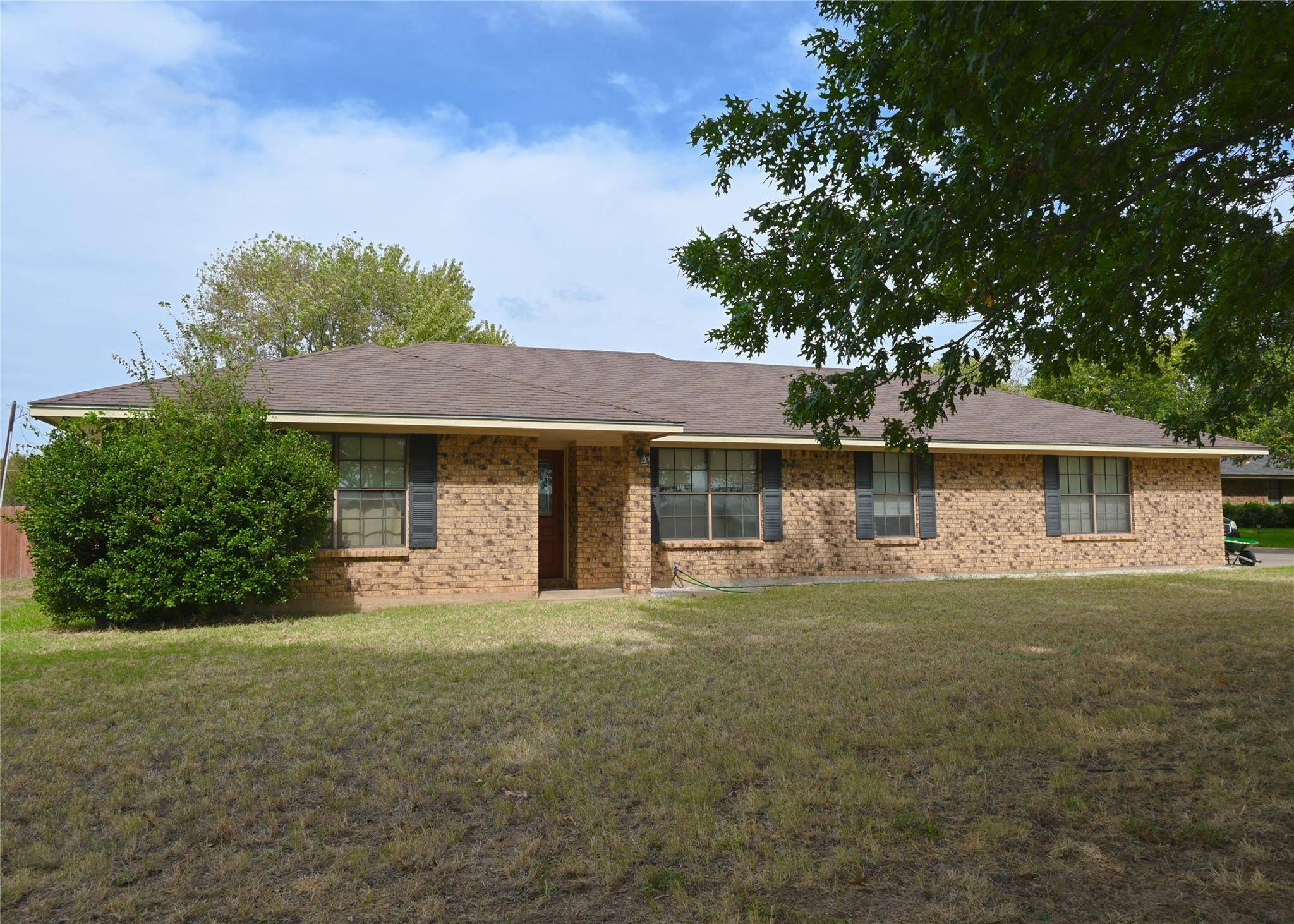 Graham, TX 76450,127 Chaparral Drive