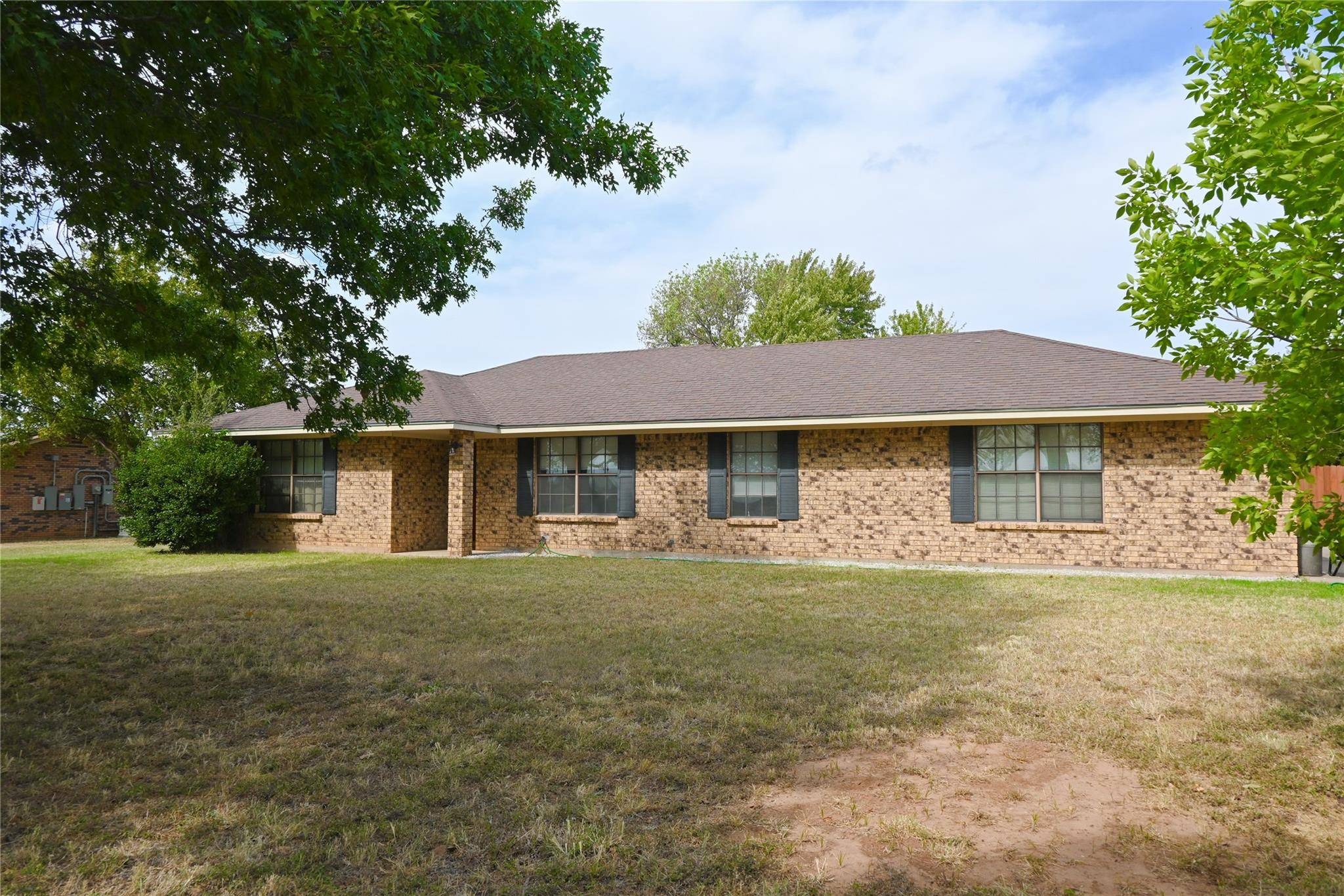 Graham, TX 76450,127 Chaparral Drive