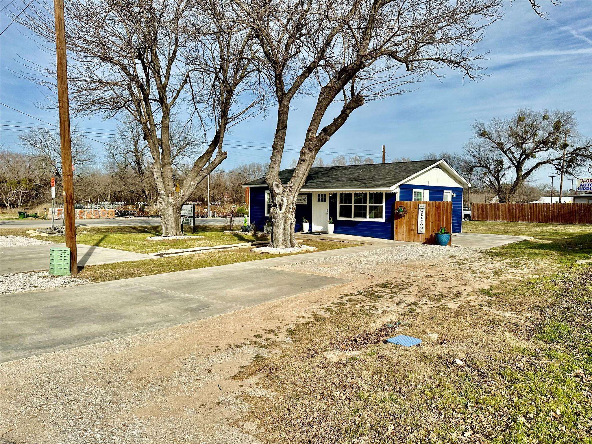 Springtown, TX 76082,401 S Birch Street