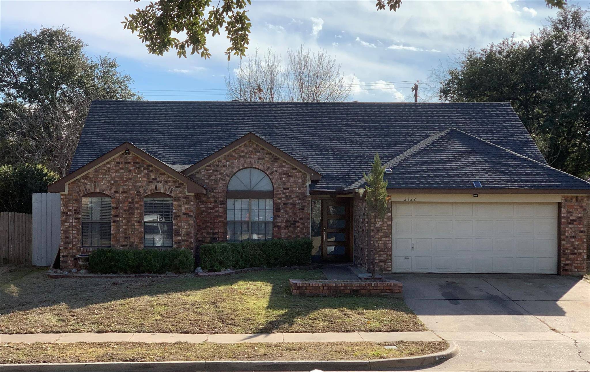 Arlington, TX 76018,2322 Weyborn Drive