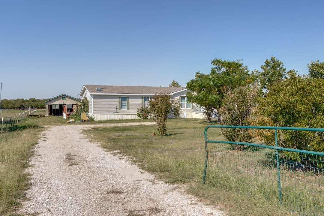 Farmersville, TX 75442,1546 County Road 697