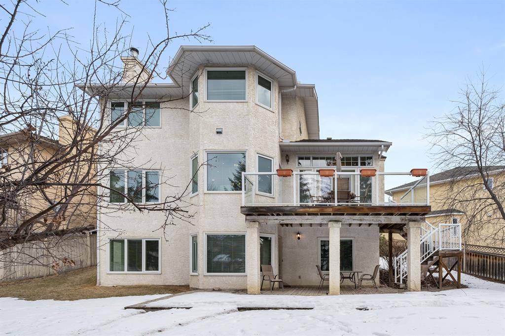 Calgary, AB T3H 2X8,214 Sierra Morena CT SW