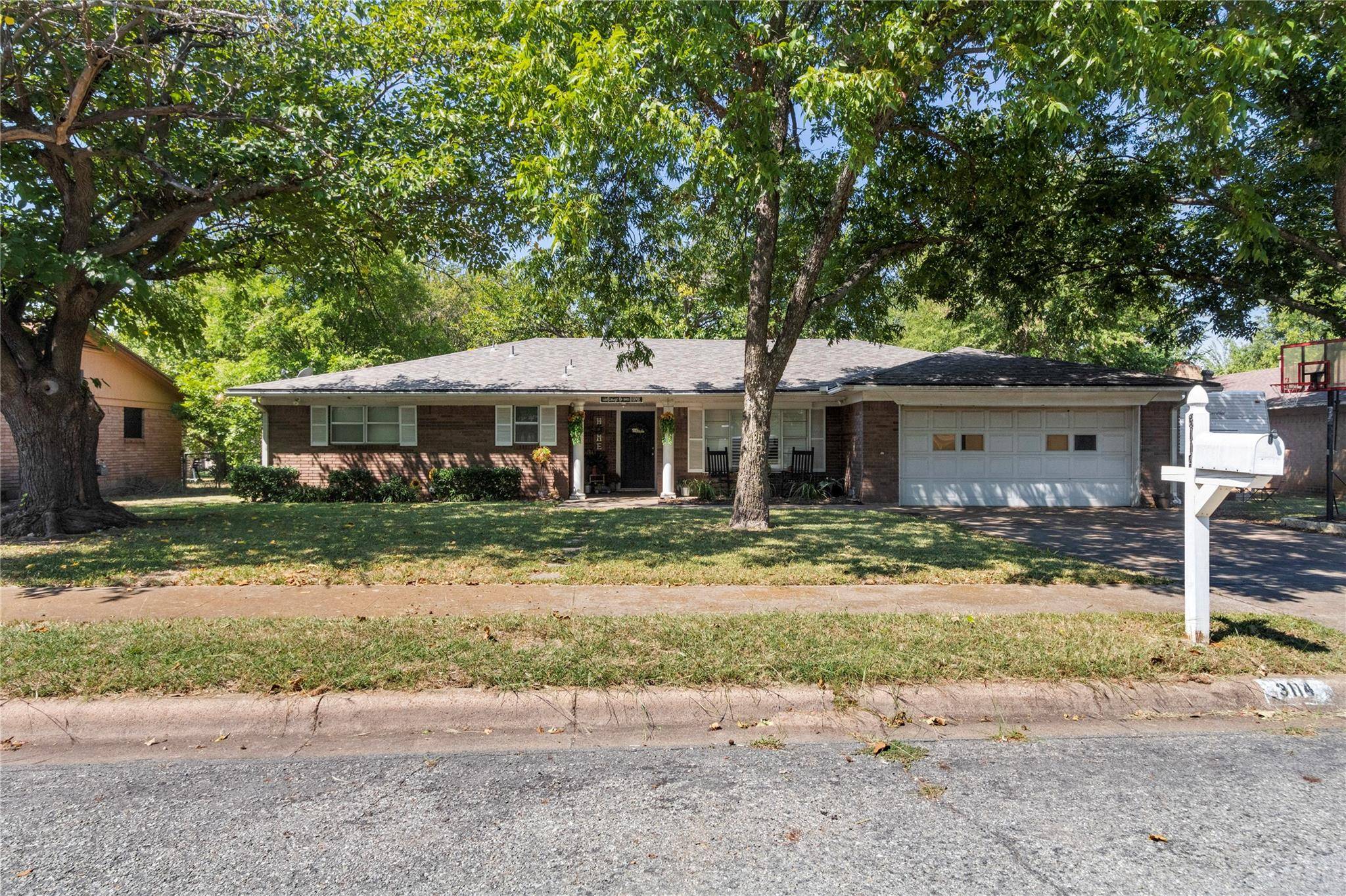 Sherman, TX 75090,3114 Burgandy Lane