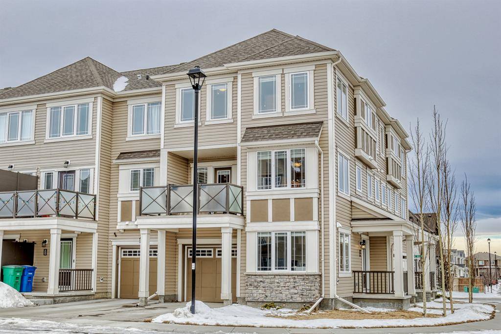 Airdrie, AB T4B 4B3,26 Hillcrest SQ SW