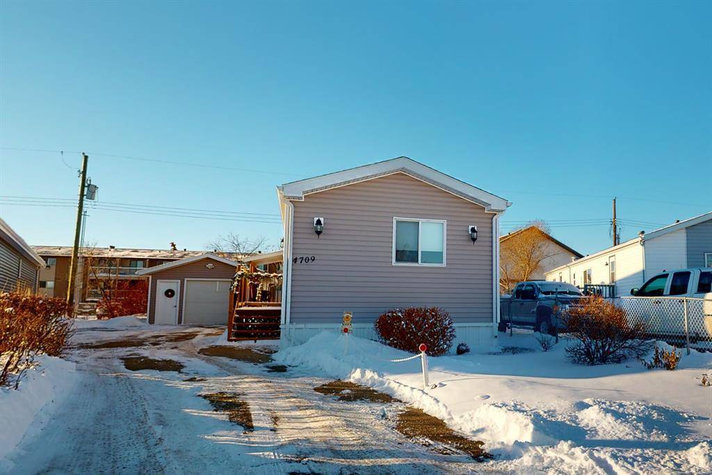 Stettler, AB T0C 2L1,4709 61A Street Close