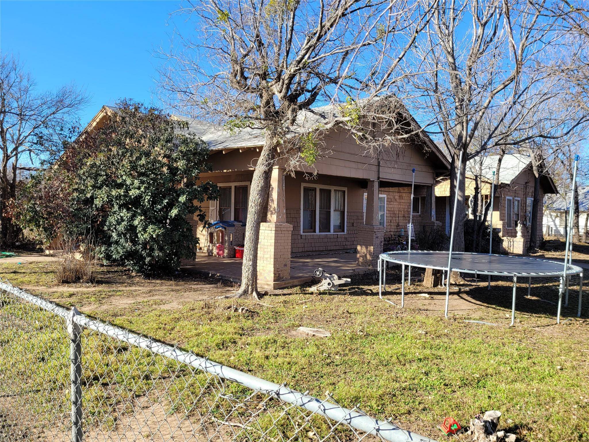 Baird, TX 79504,340 W 3rd Street