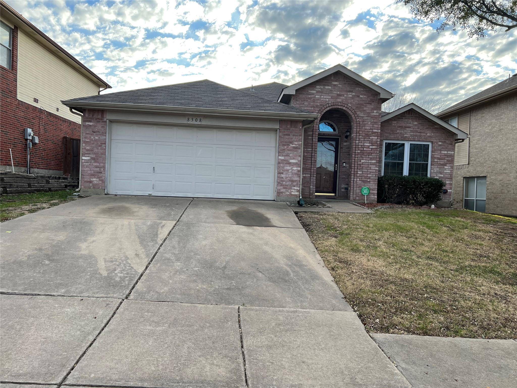 Dallas, TX 75249,8308 Paxson Trail