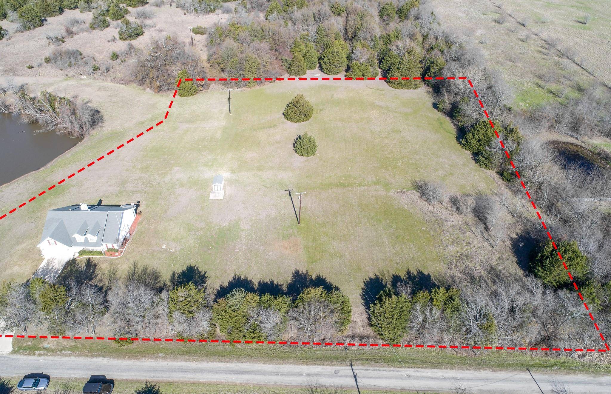 Quinlan, TX 75474,7058 County Road 2294