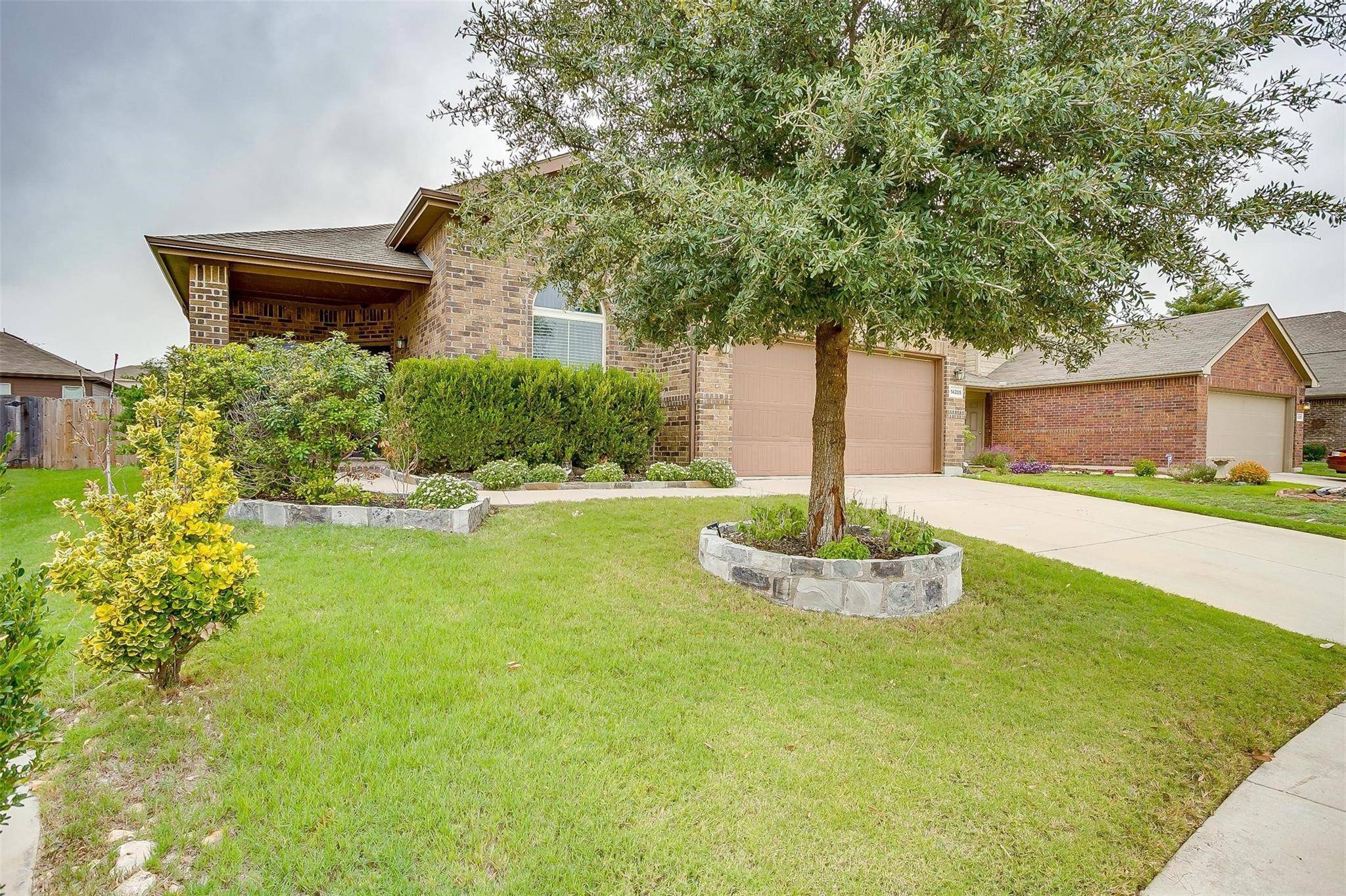 Fort Worth, TX 76052,14205 Bay Mare Way