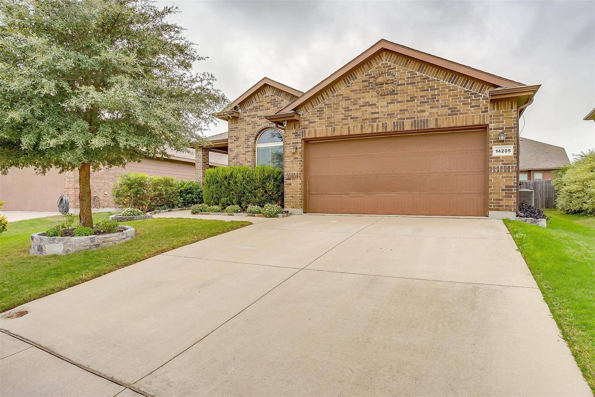 Fort Worth, TX 76052,14205 Bay Mare Way