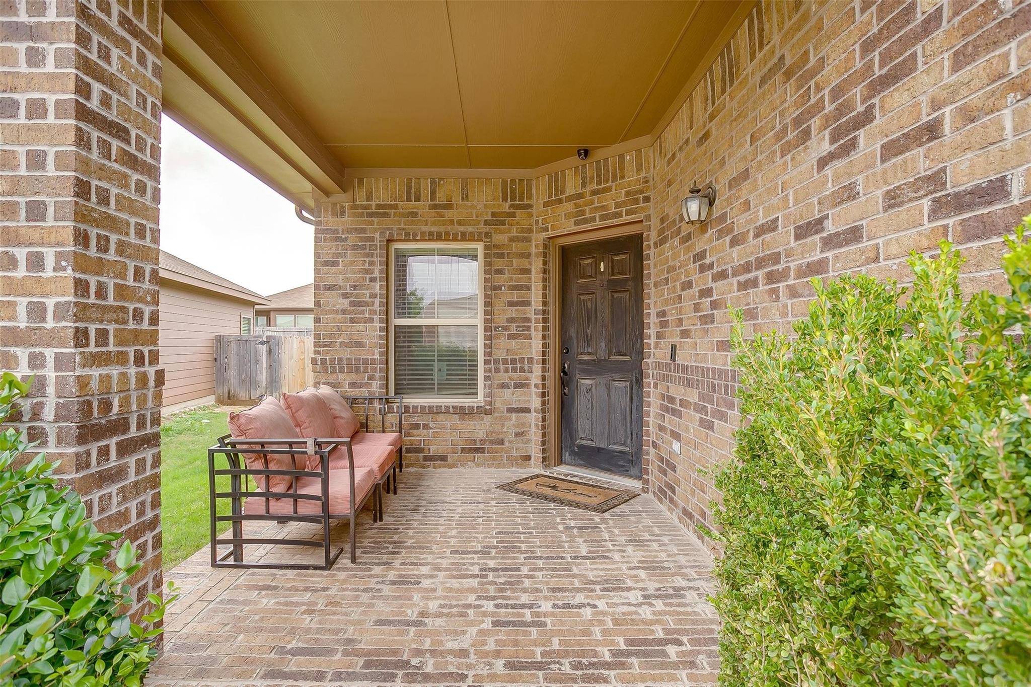 Fort Worth, TX 76052,14205 Bay Mare Way