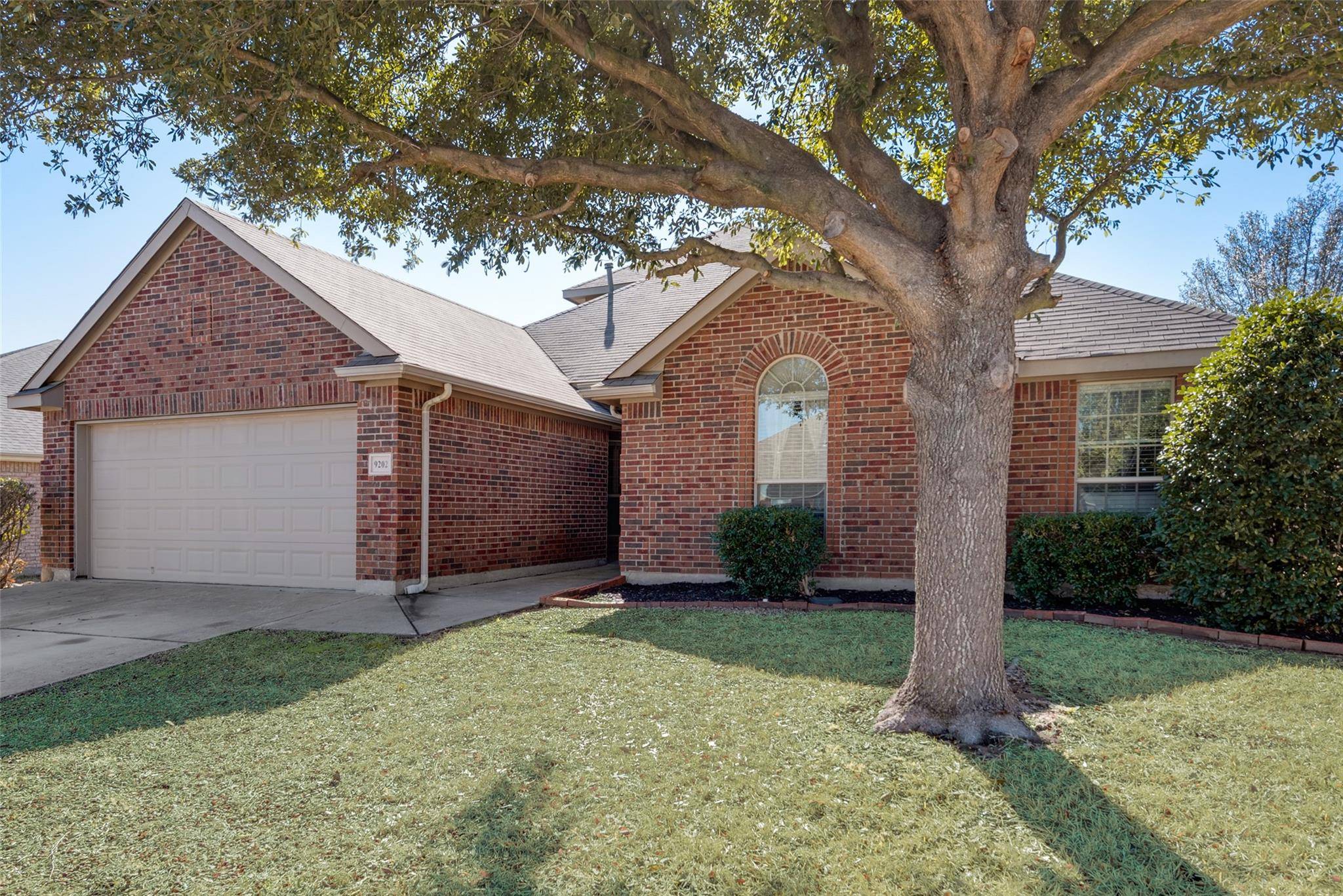 Arlington, TX 76002,9202 Water Oak Drive