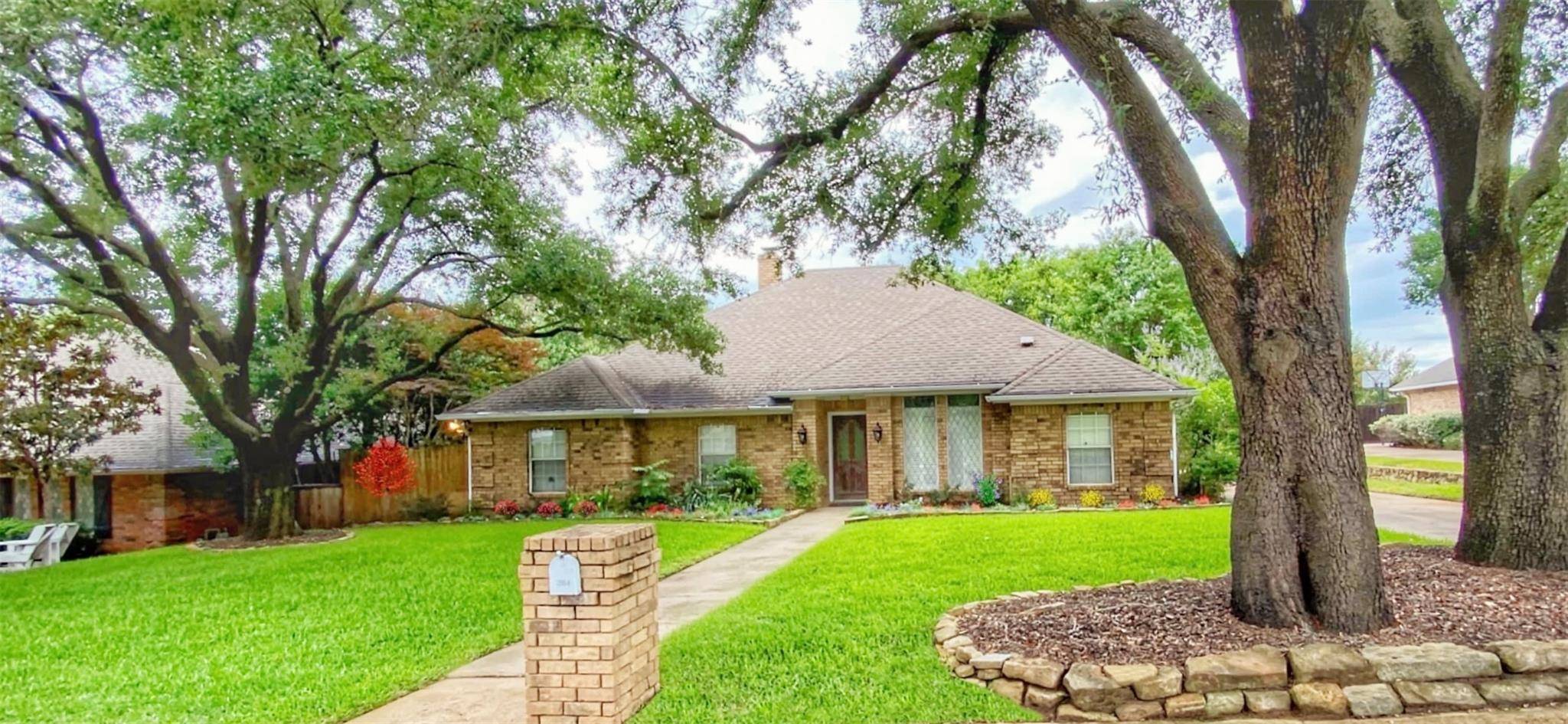 Grapevine, TX 76051,2954 Trail Lake Drive