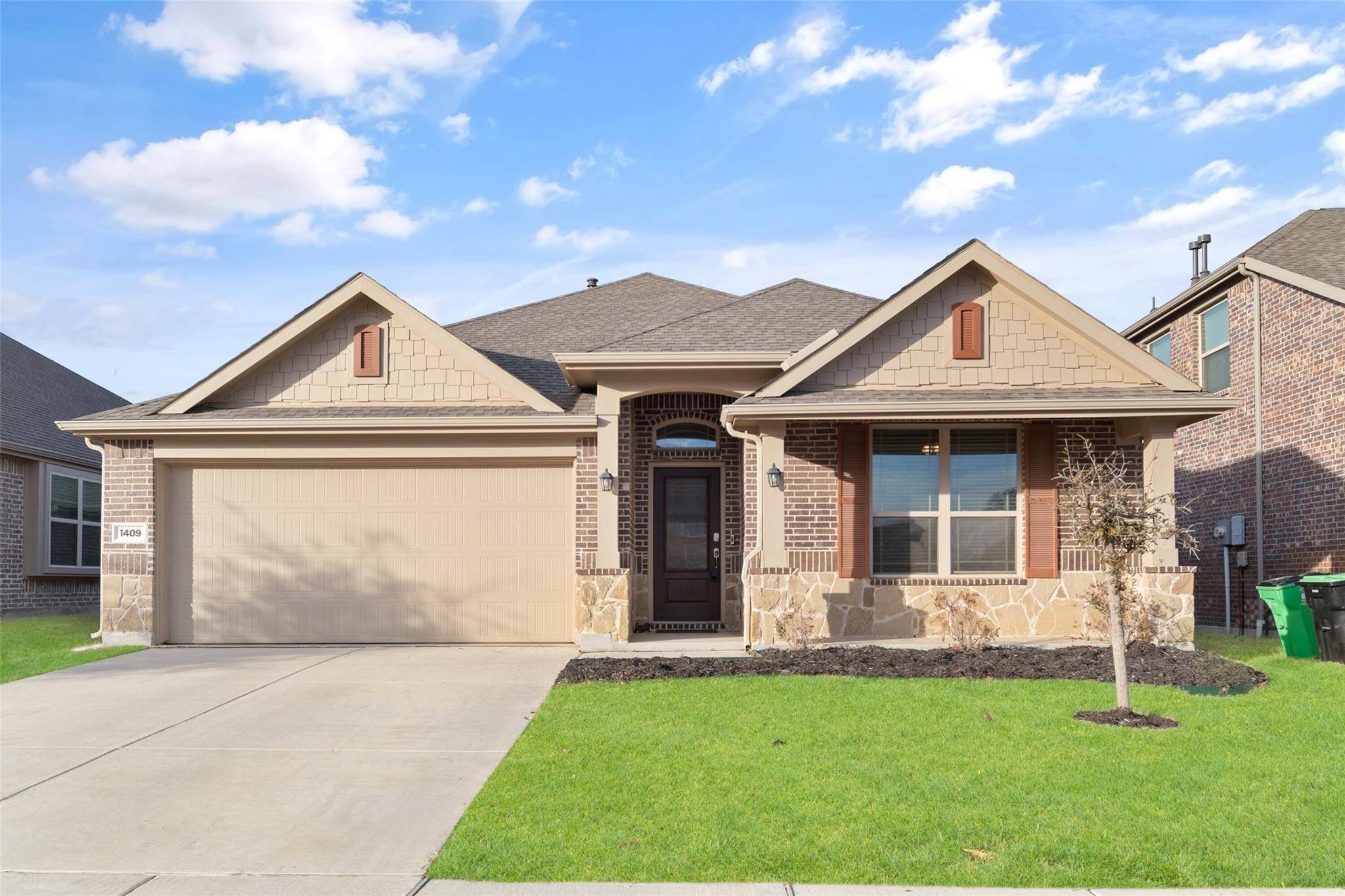 Little Elm, TX 75068,1409 Lake Grove Drive