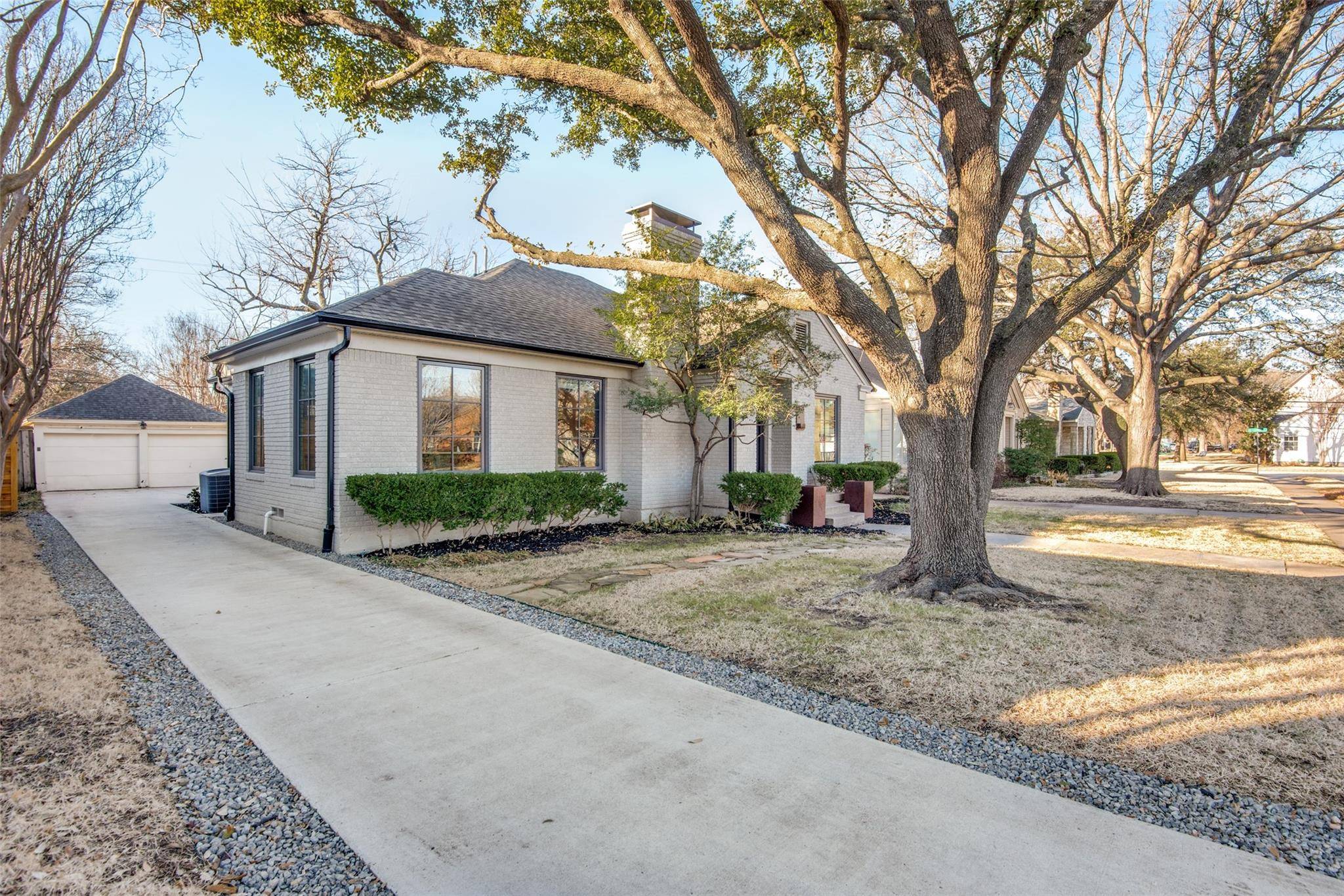 Dallas, TX 75206,6010 Anita Street