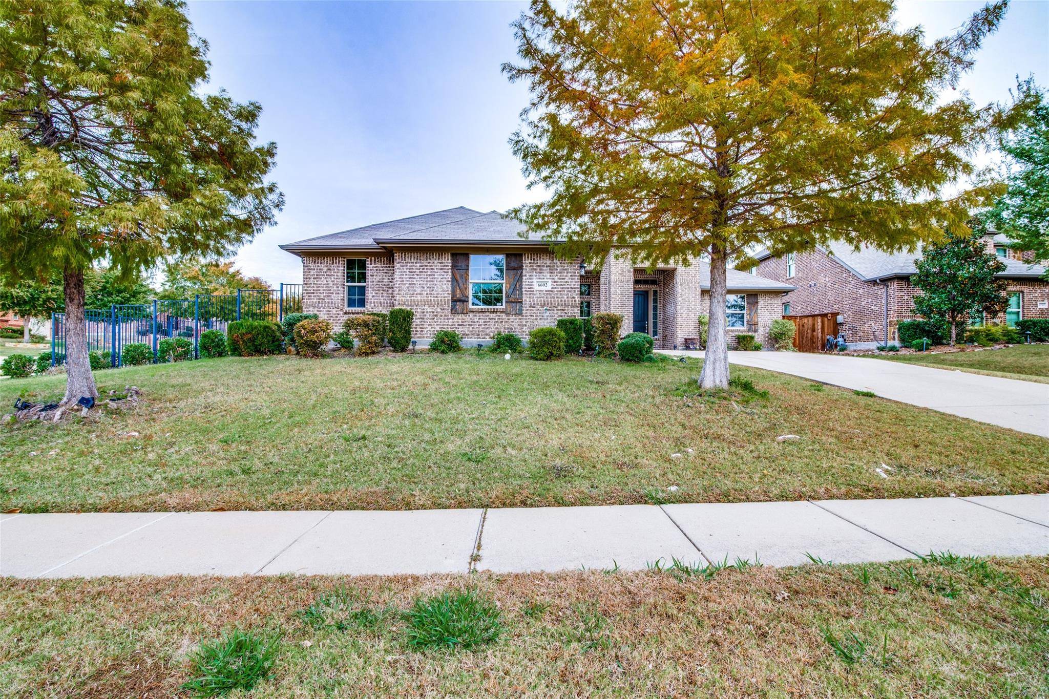 Rowlett, TX 75089,6602 Day Farm Court