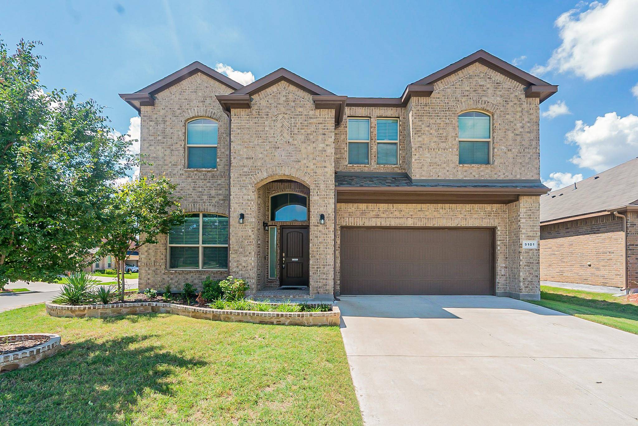 Fort Worth, TX 76179,9101 Edenberry Lane