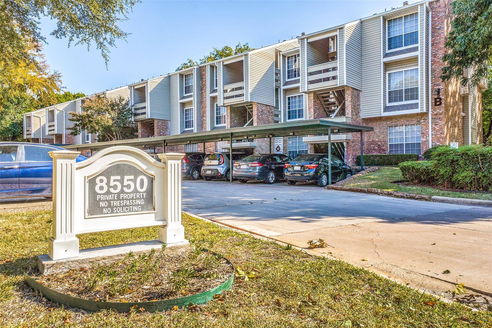 Dallas, TX 75243,8550 Fair Oaks Crossing #111