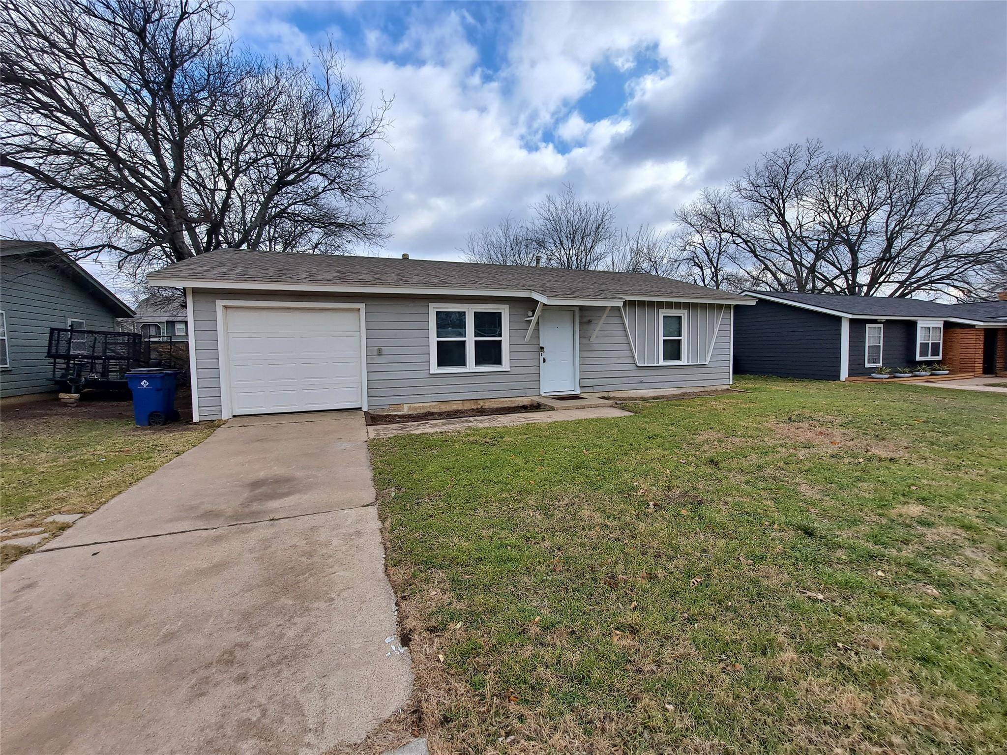 Burleson, TX 76028,338 NW Lorna Street