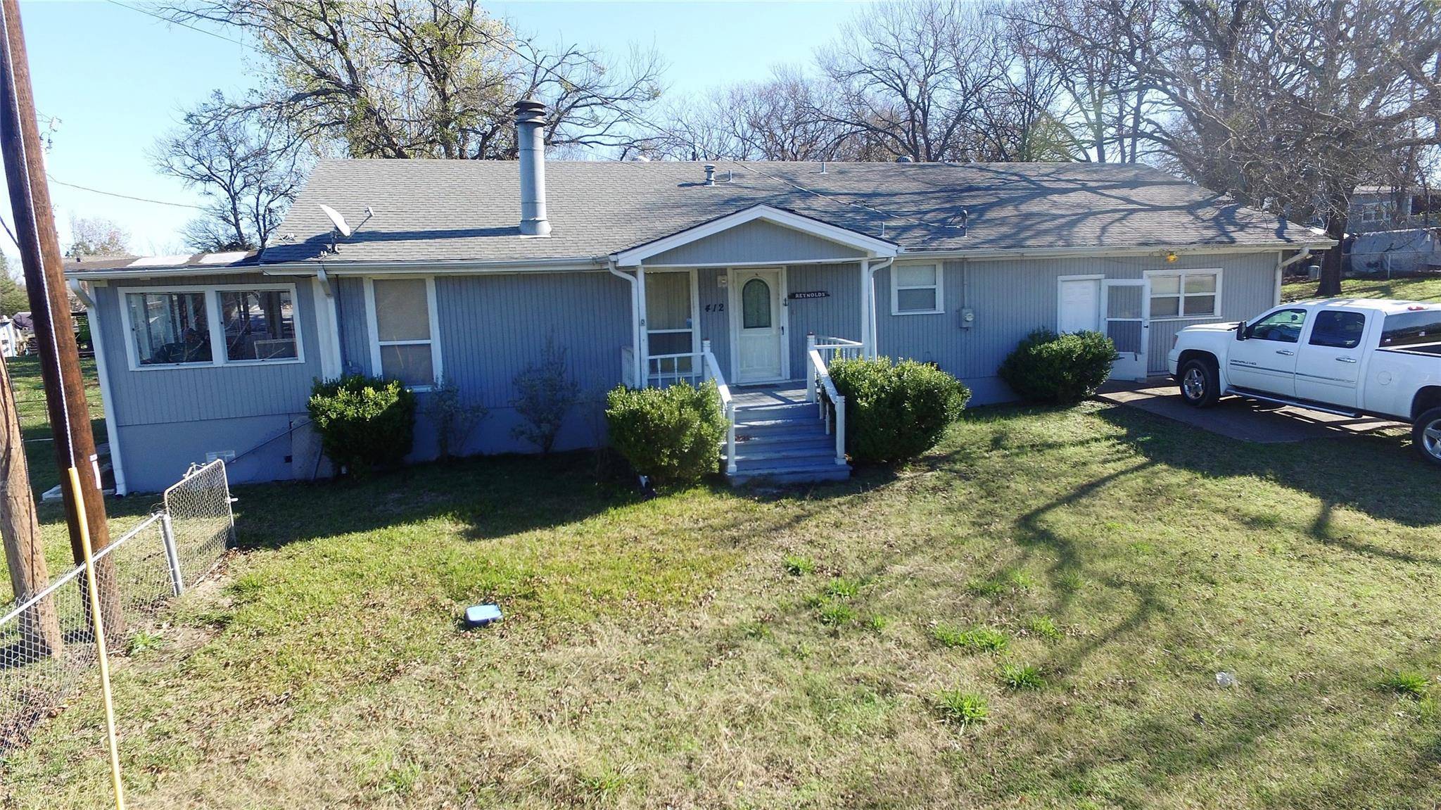 West Tawakoni, TX 75474,412 Haralson Lane