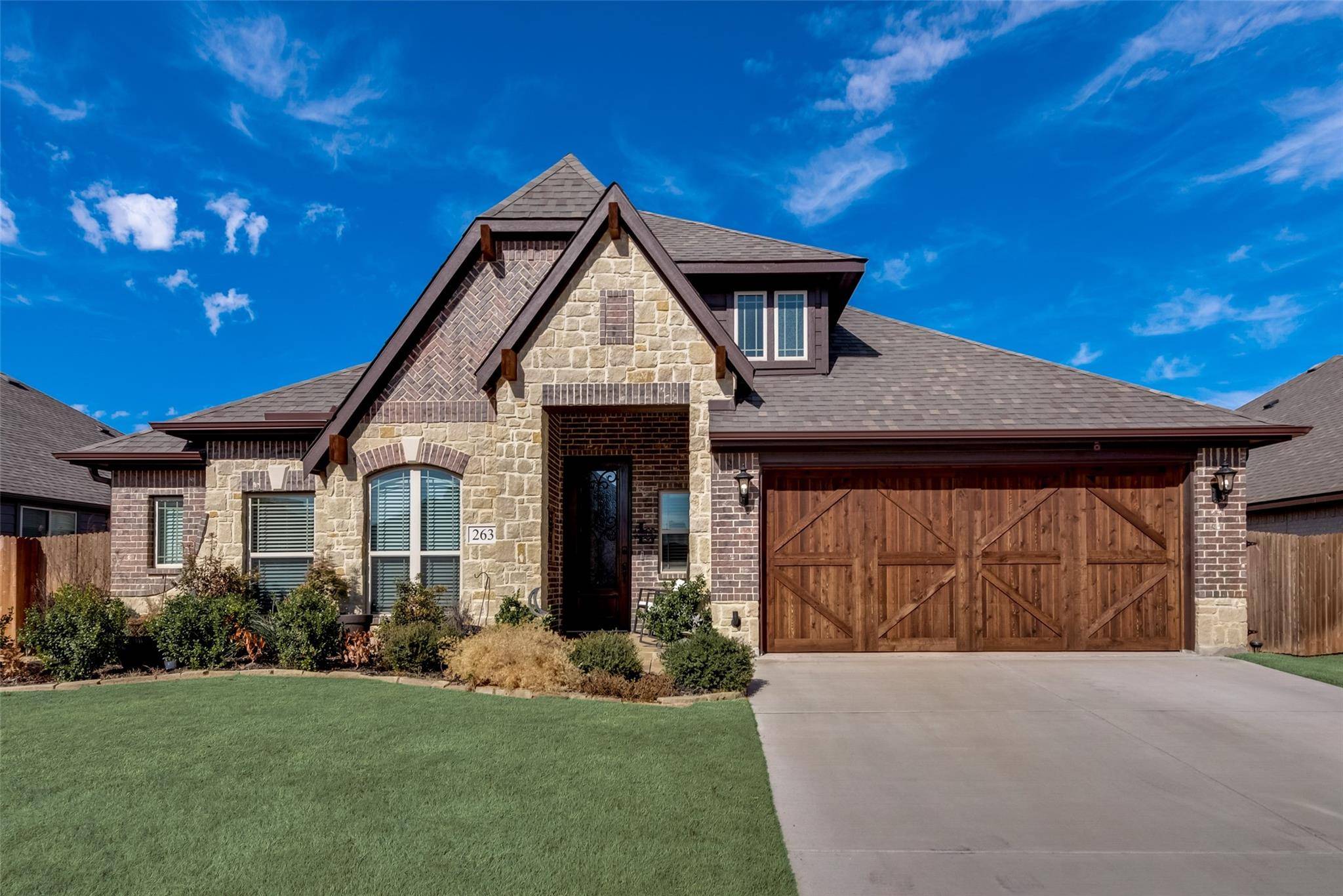 Waxahachie, TX 75165,263 Moonshadow Drive