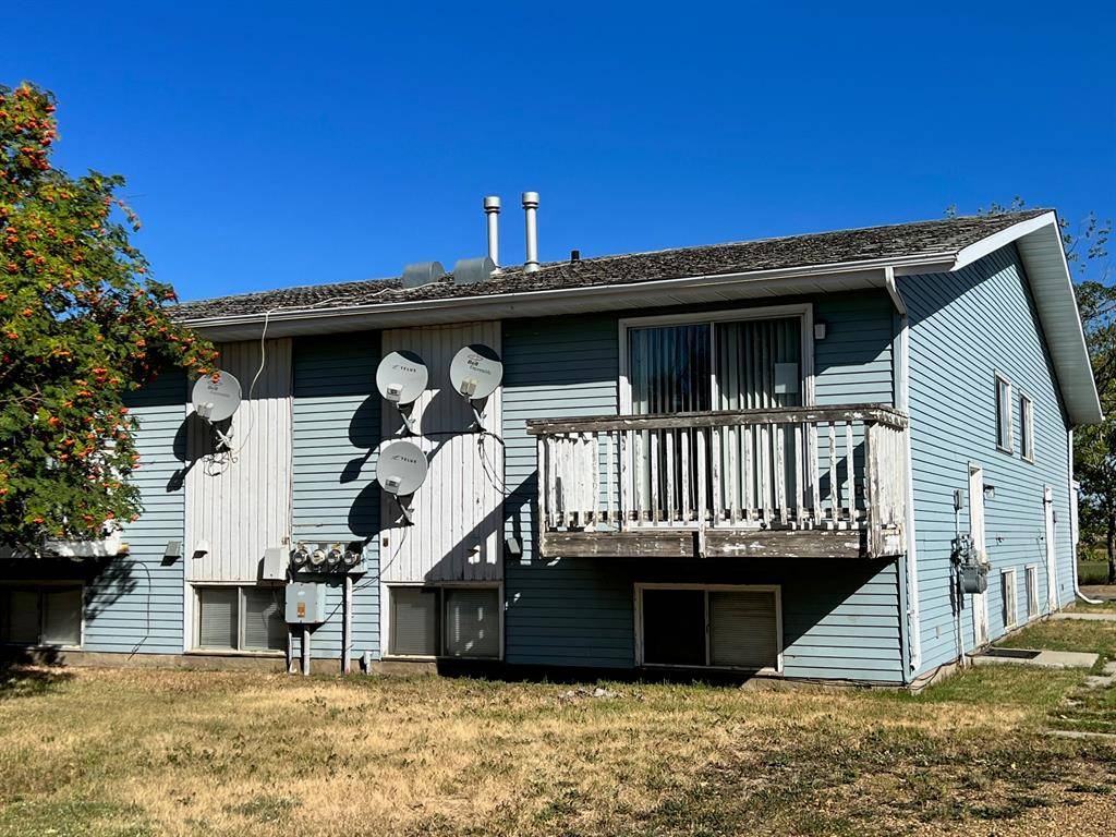 Hanna, AB T0J 1P0,609 12 Avenue West #7