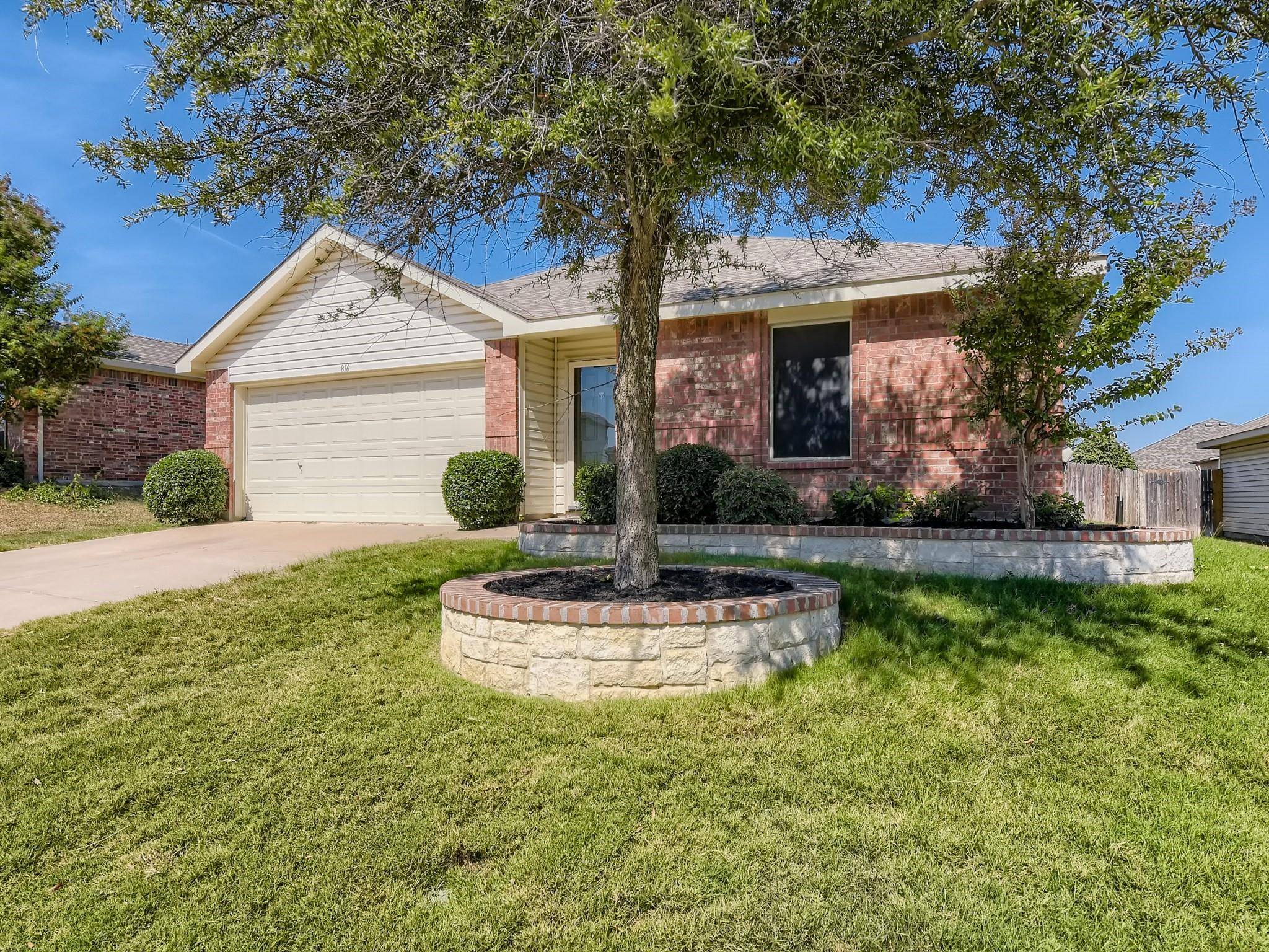 Fort Worth, TX 76052,816 Poncho Lane