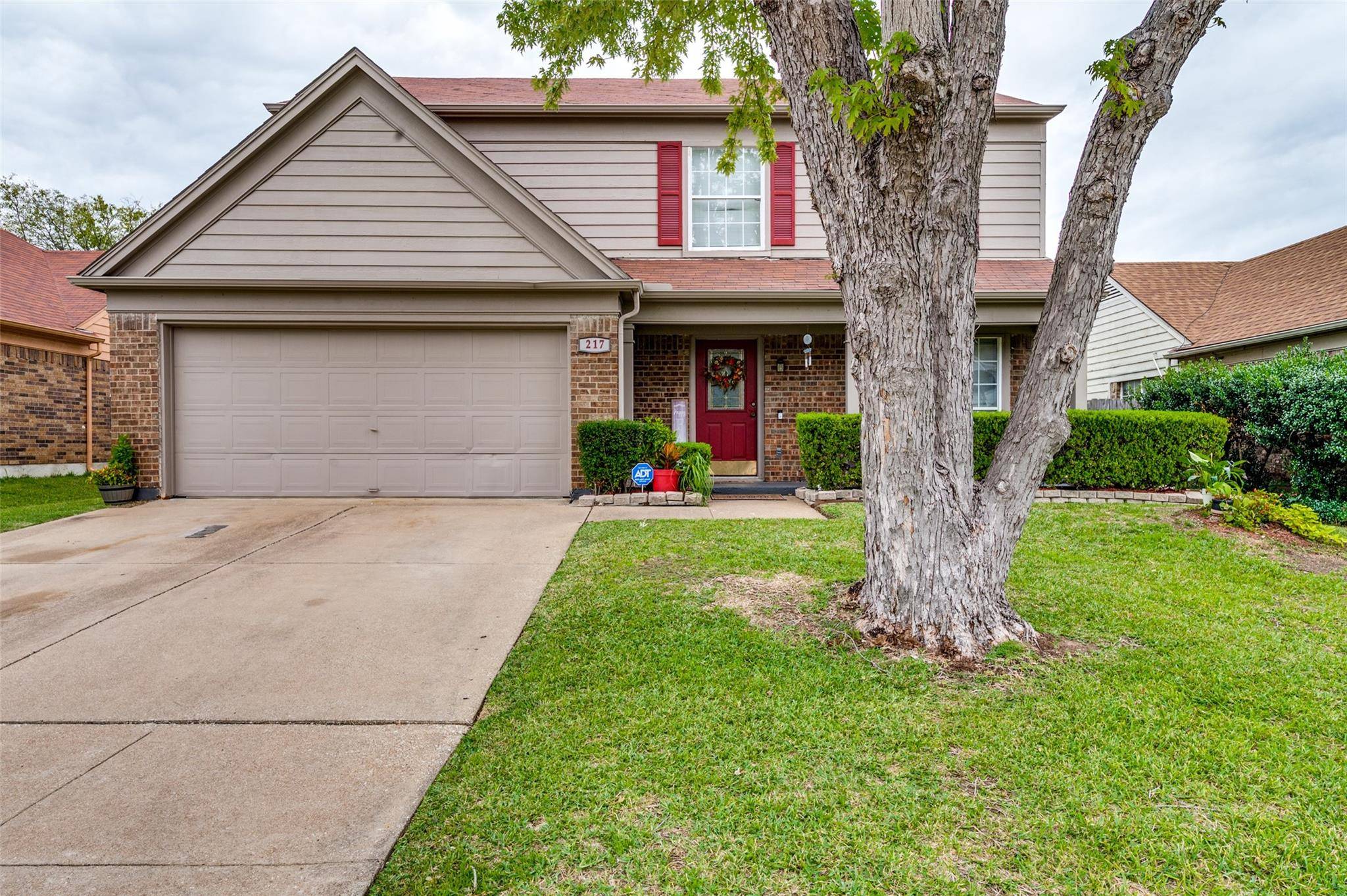 Arlington, TX 76018,217 Hibiscus Drive