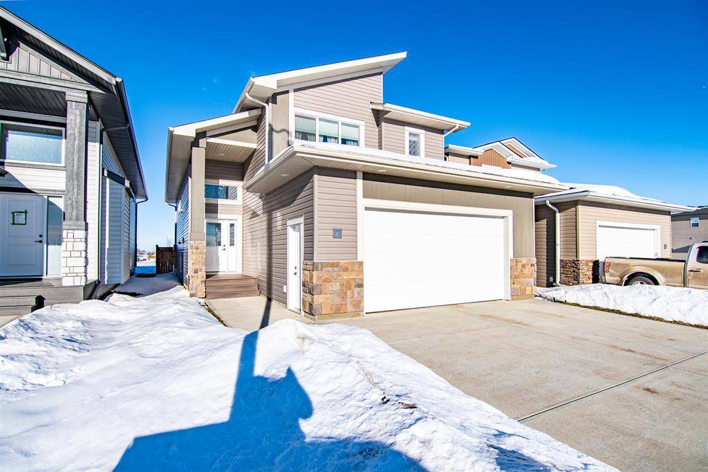 Penhold, AB T0M 1R0,178 Norseman Close