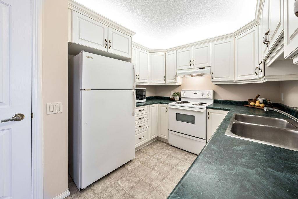 Calgary, AB T3H 3L9,1818 Simcoe BLVD SW #3347