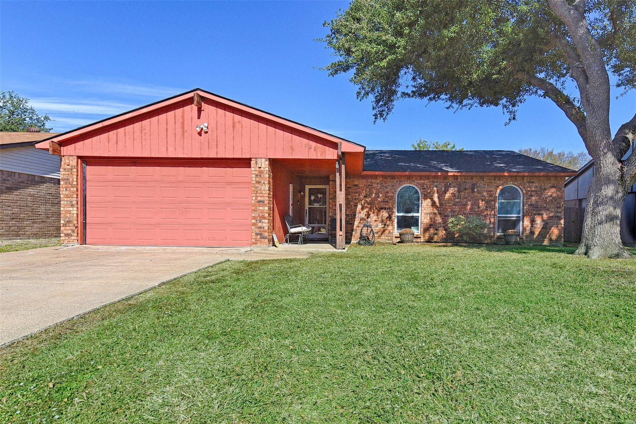 Grand Prairie, TX 75052,1022 California Trail