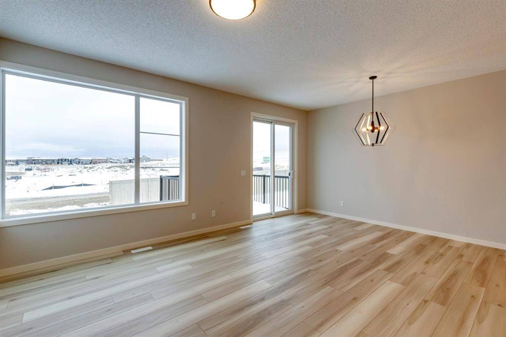 Airdrie, AB T5T4S1,1401 Bayview PT SW