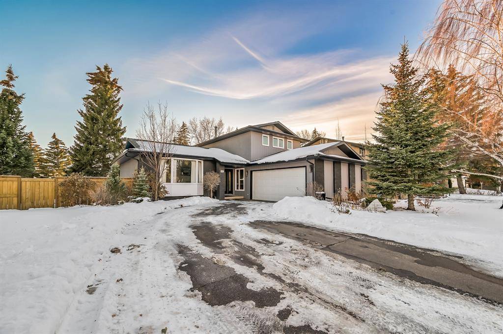 Calgary, AB T3A 2B2,6055 Dalcastle DR NW