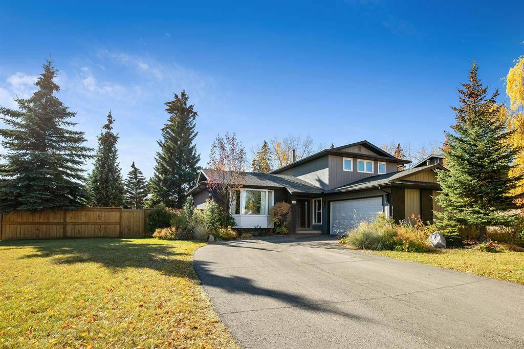 Calgary, AB T3A 2B2,6055 Dalcastle DR NW