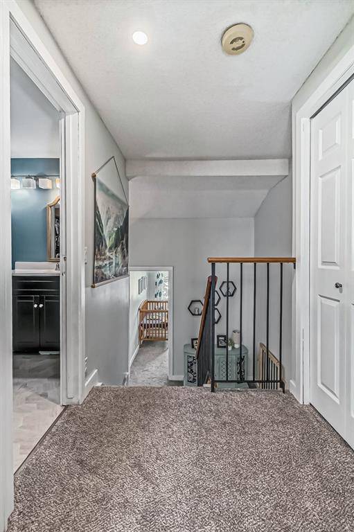 Calgary, AB T3K 1Y1,1012 Ranchlands BLVD NW #23