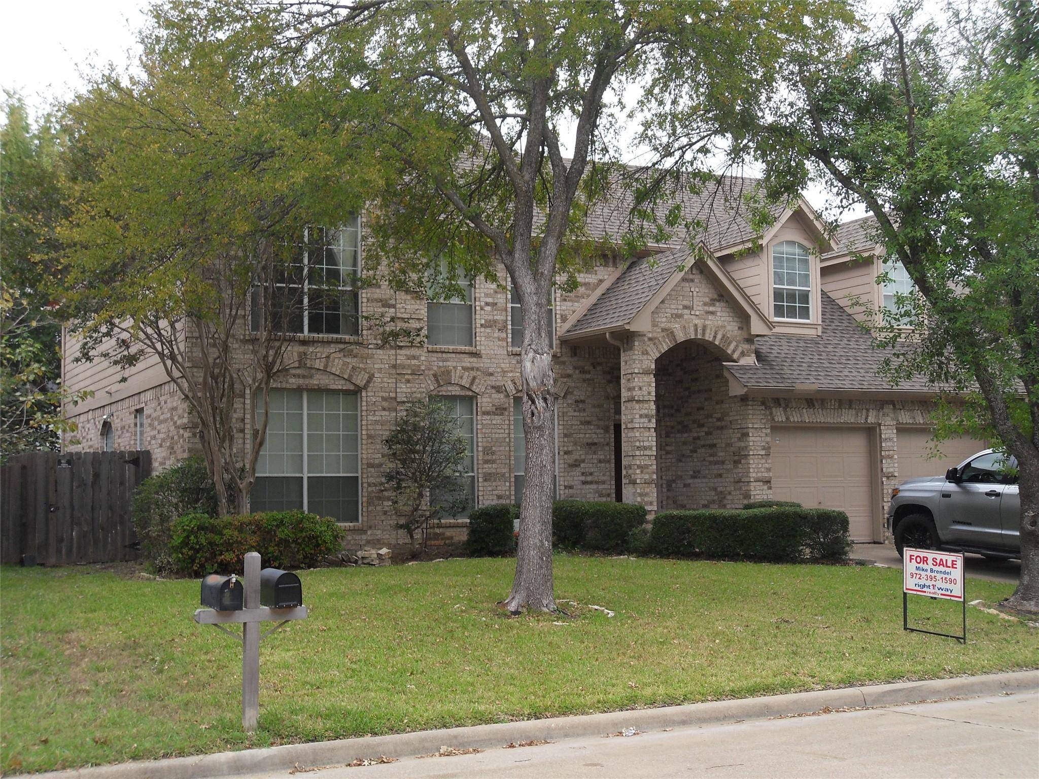 Arlington, TX 76001,6102 Pinwood Circle