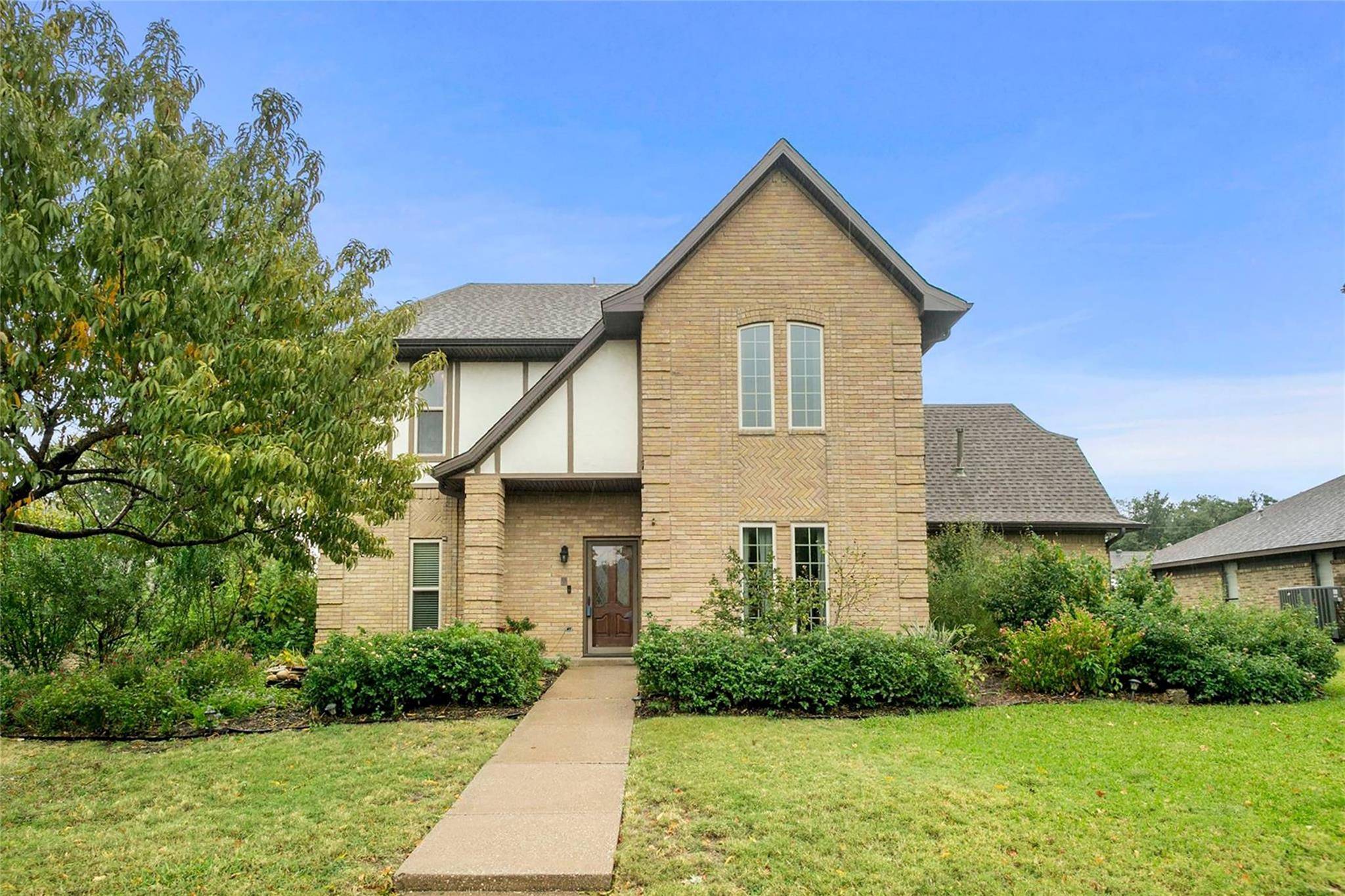 Plano, TX 75075,1420 Scarborough Lane