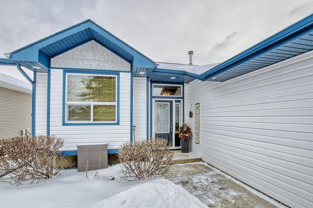 Blackfalds, AB T4M 0E3,5685 Panorama DR