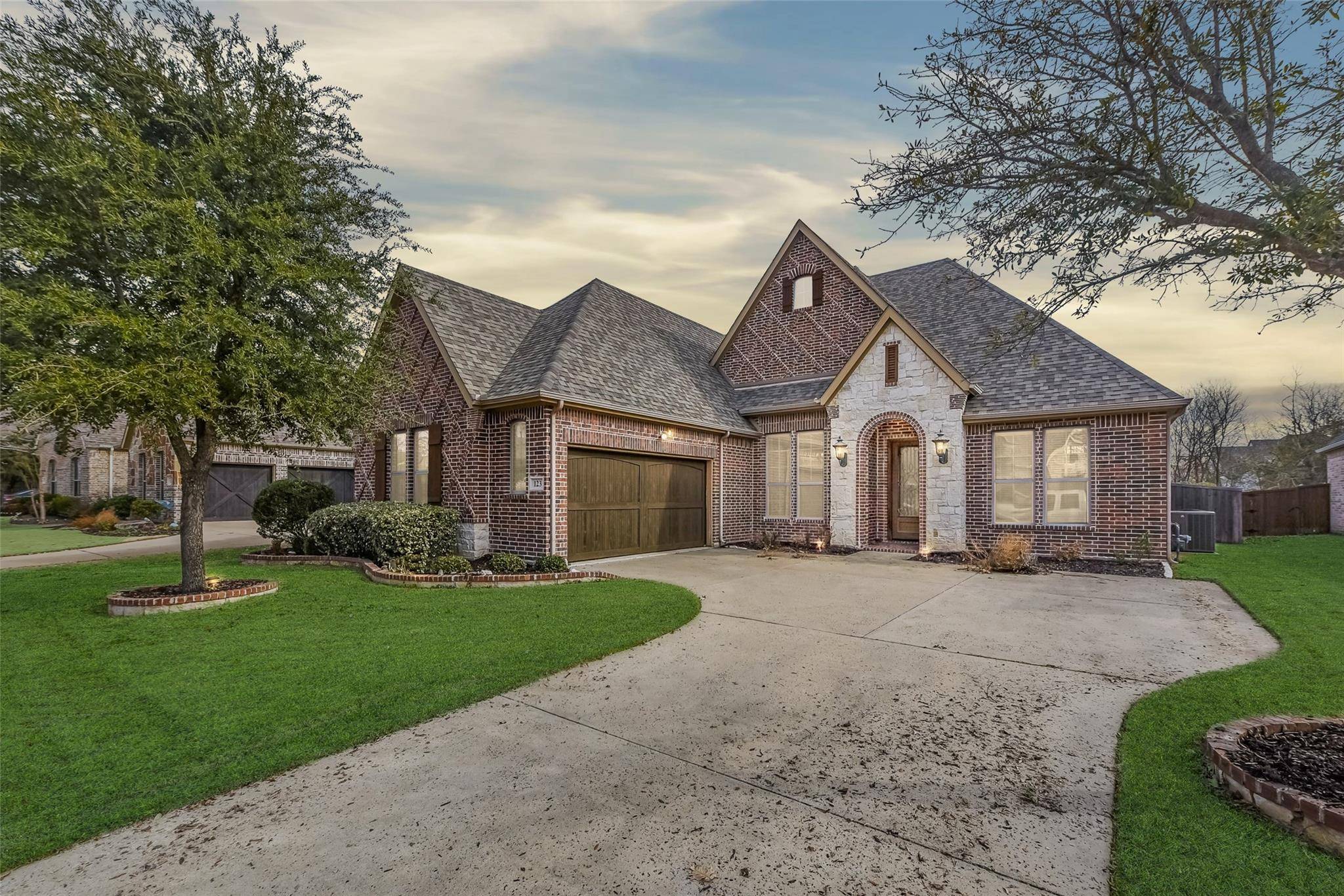 Rockwall, TX 75087,123 Crestbrook Drive