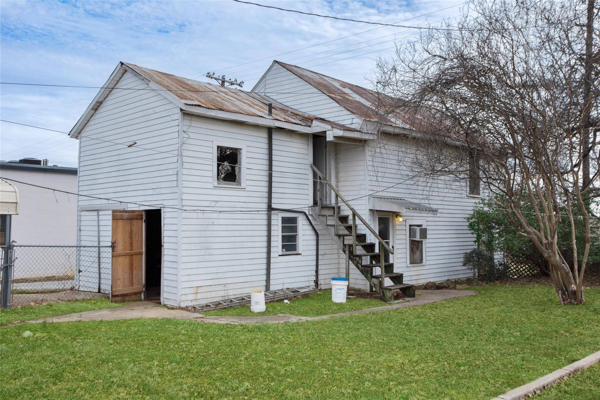 Denison, TX 75021,118 W Gandy Street