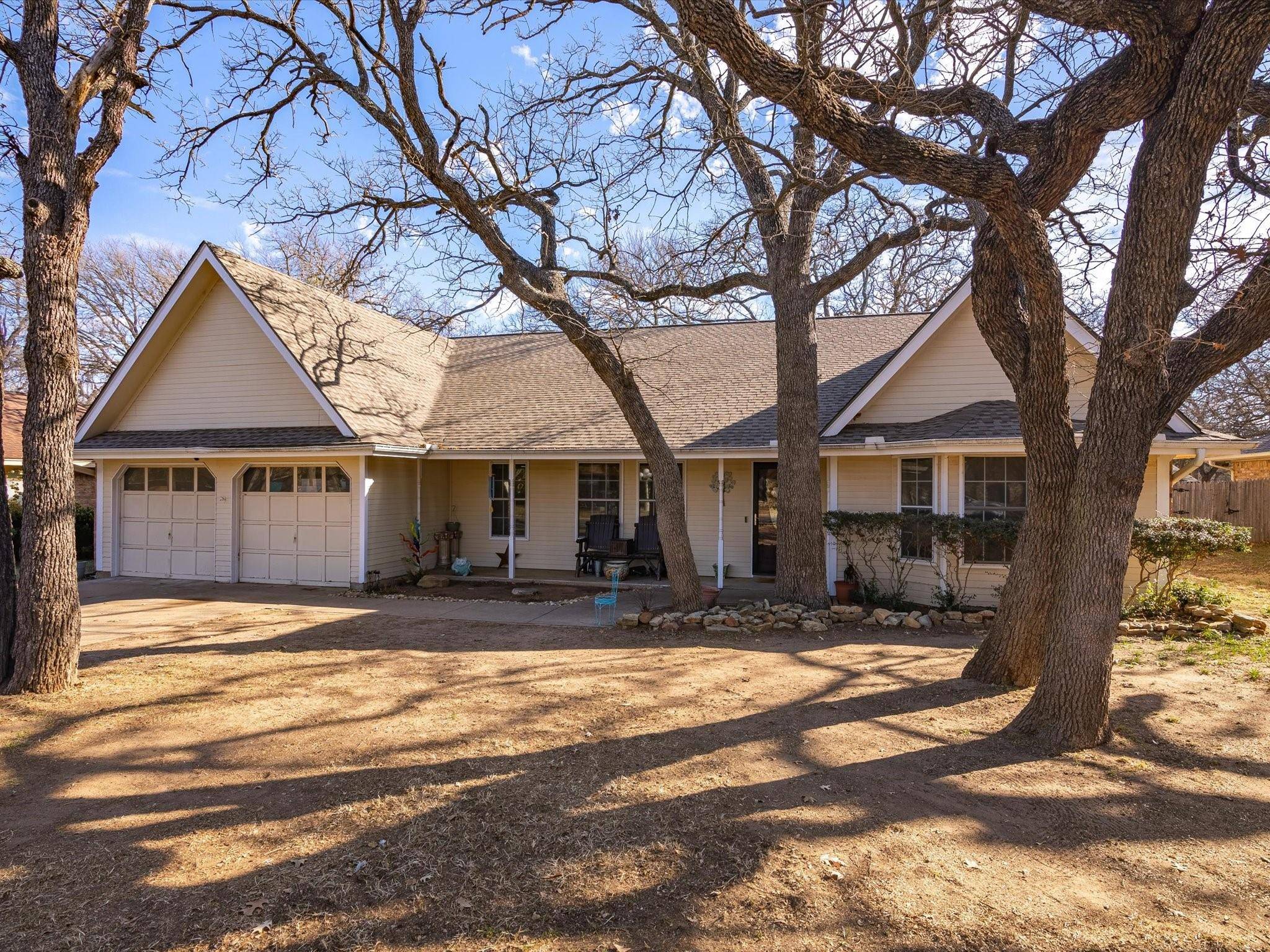 Mineral Wells, TX 76067,18 Greenbriar Street