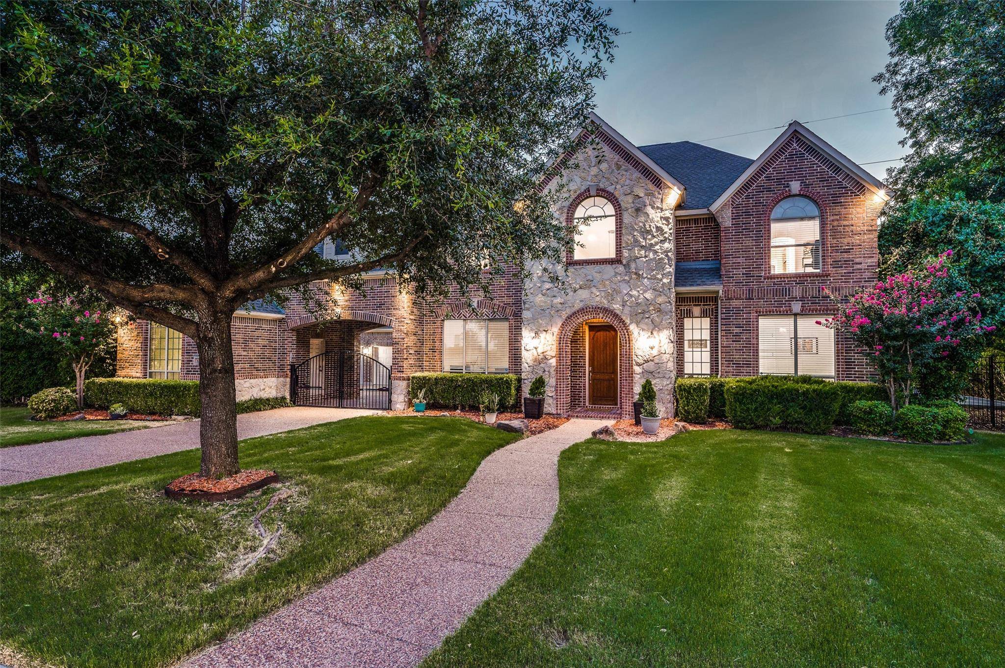 Prosper, TX 75078,800 Amistad Drive