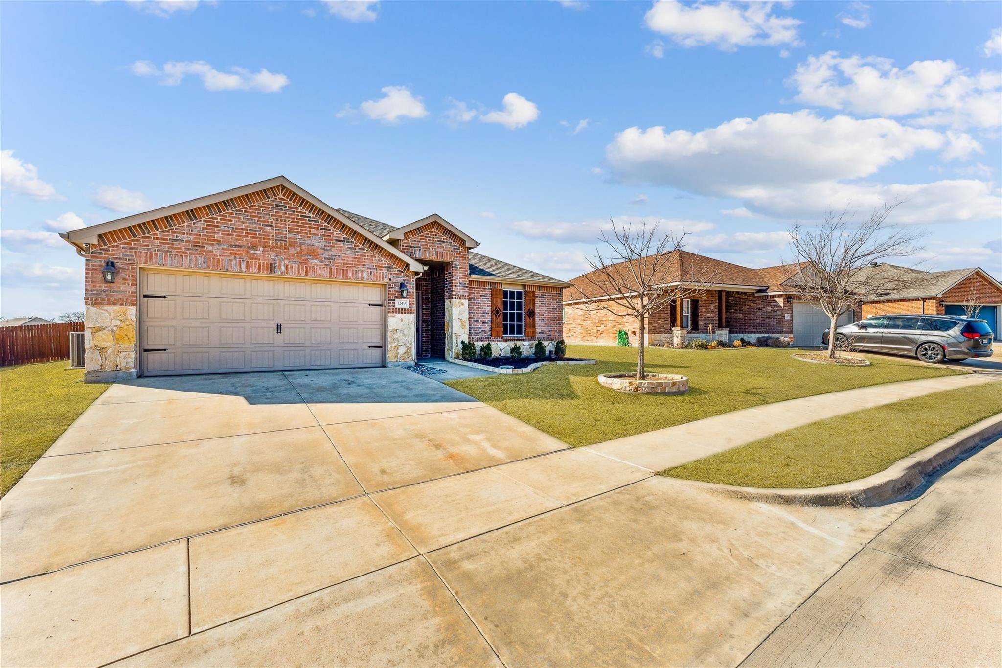 Burleson, TX 76028,1249 Boxwood Lane