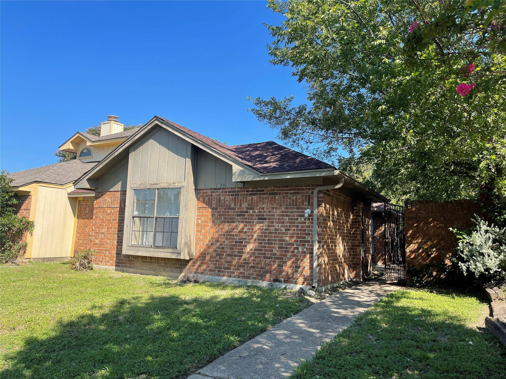 Dallas, TX 75227,10231 Ridge Oak Street